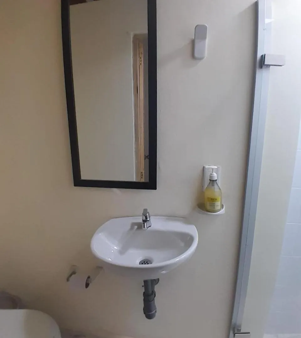 Manila Private Room #3 In Shared Apartment Medellin